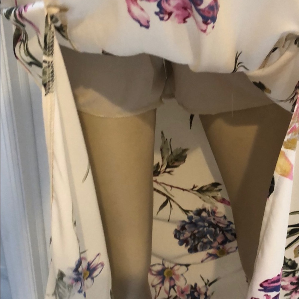 Girly & Flirty CREAM & FLORAL MAXI DRESS BOHO - Picture 8 of 8